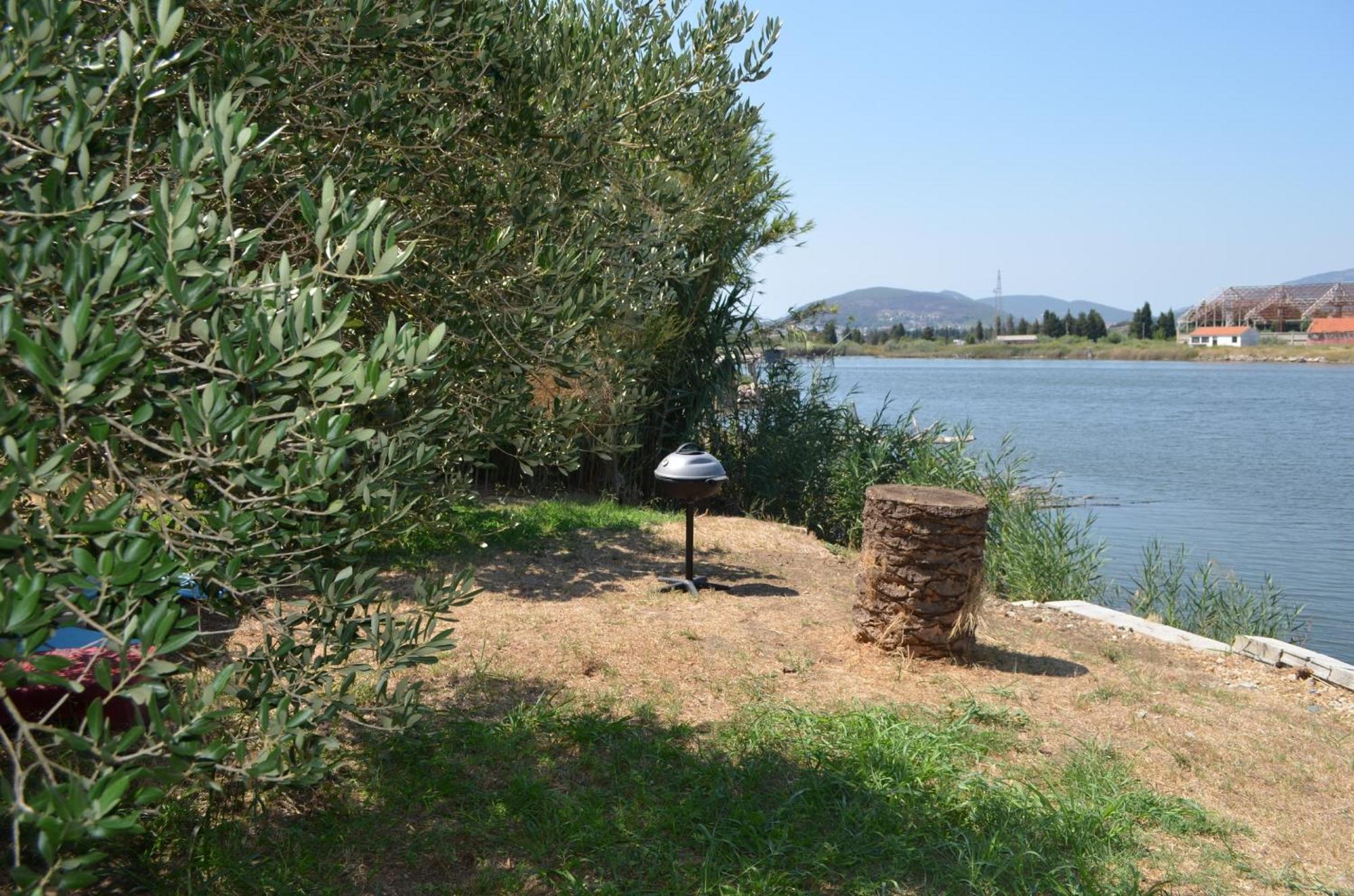 Riverside Apartments Chiara Ulcinj Bilik gambar